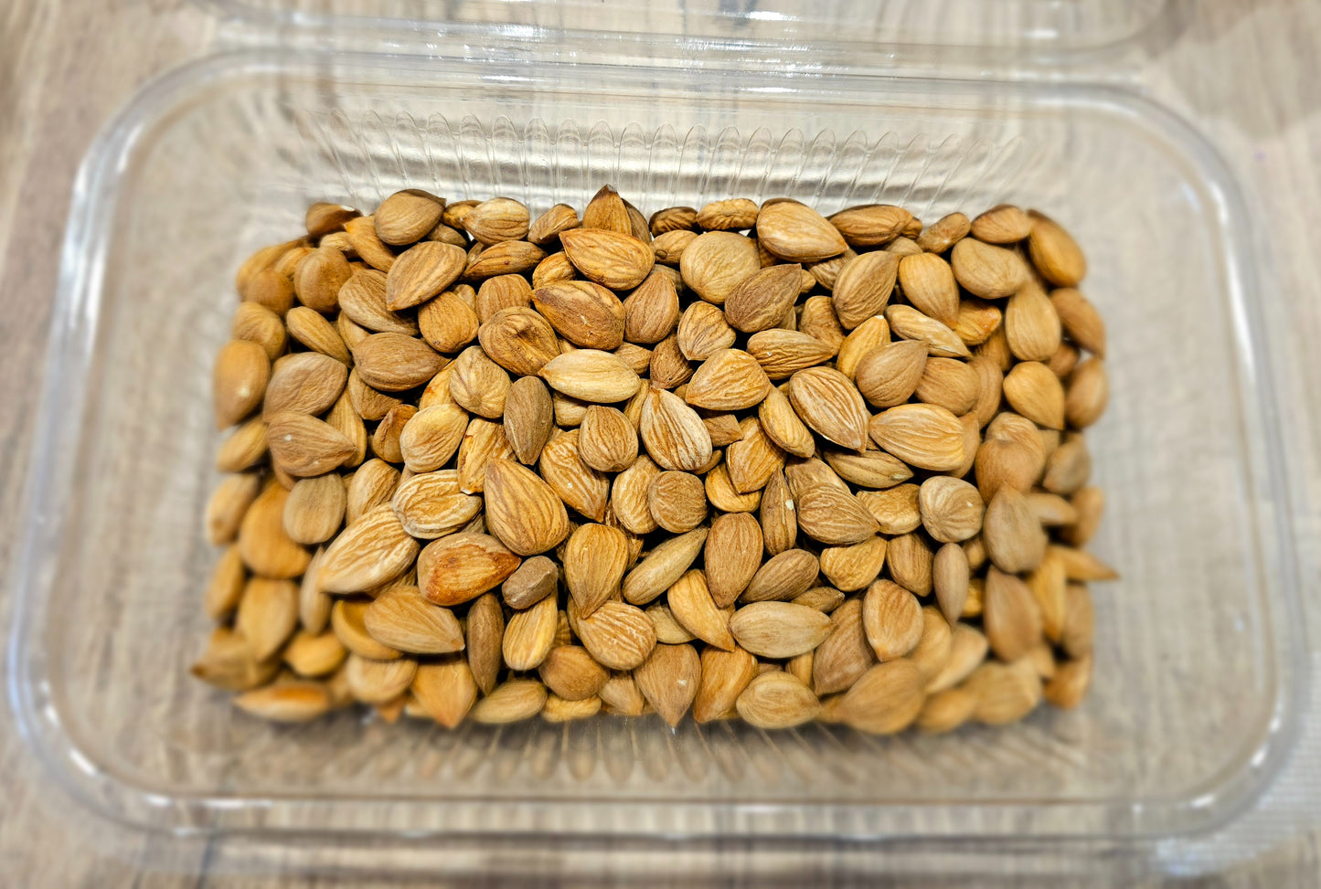 Apricots Seed Almonds (Khasta)