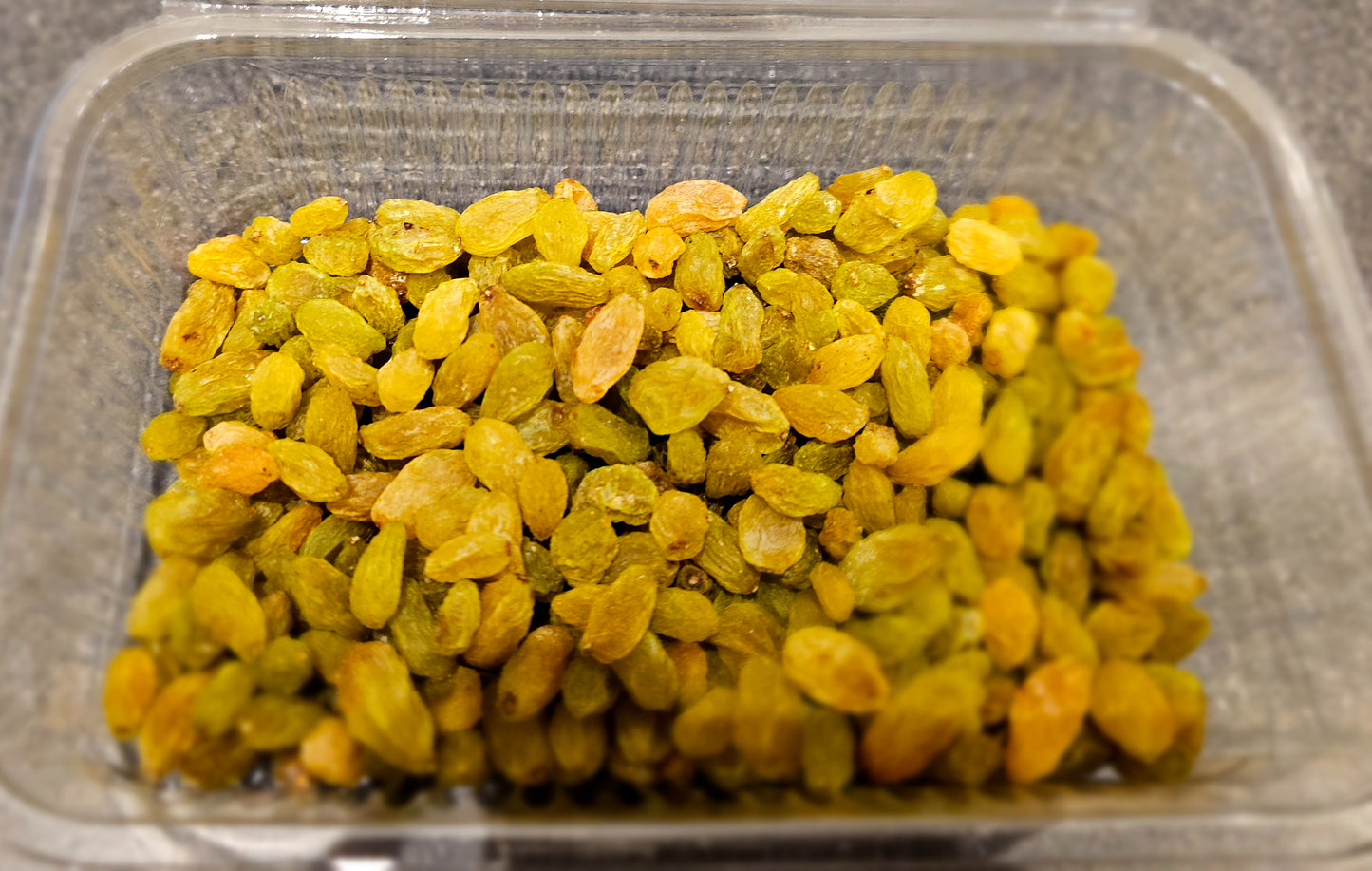 Green Raisins Gerdak